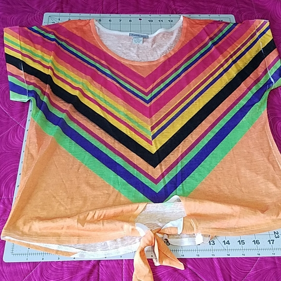Charlotte Russe Tops - ✔ 5 for $25 Charlotte Russe colorful shirt